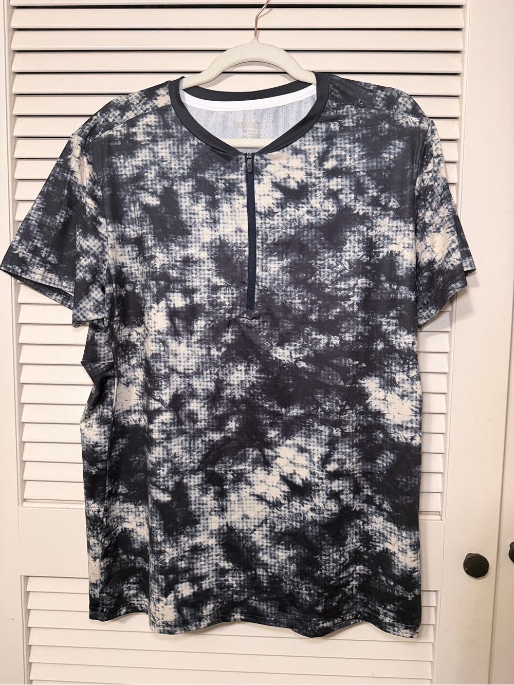 Men's Short Sleeve Half-Zip Pullover Tee - Gray Tie-Dye
